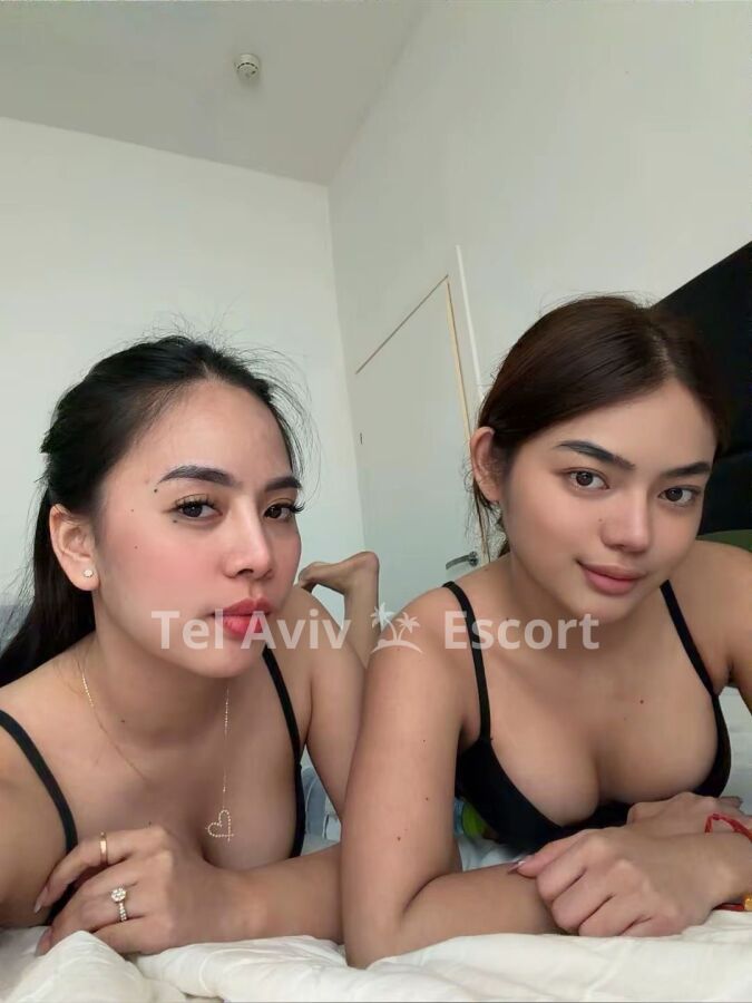 DUO ASIAN GIRLS